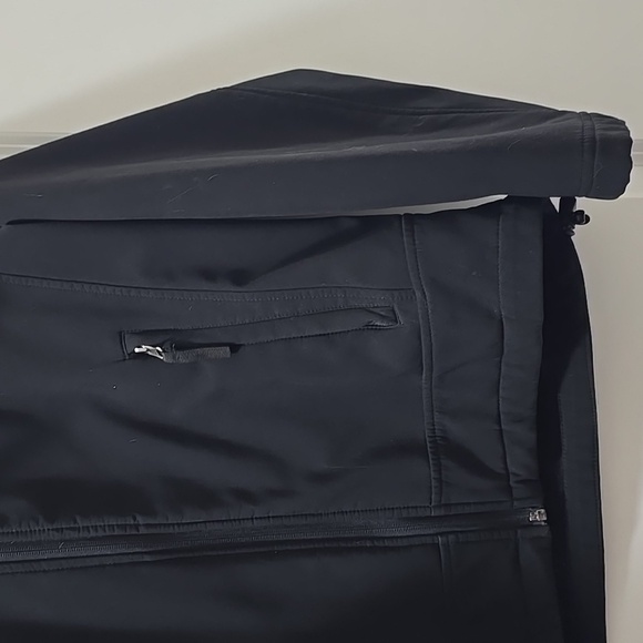 Black waterproof jacket - Picture 3 of 6